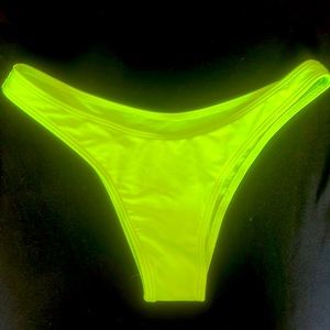 New with liner still attached lime green bikini bottom size 6